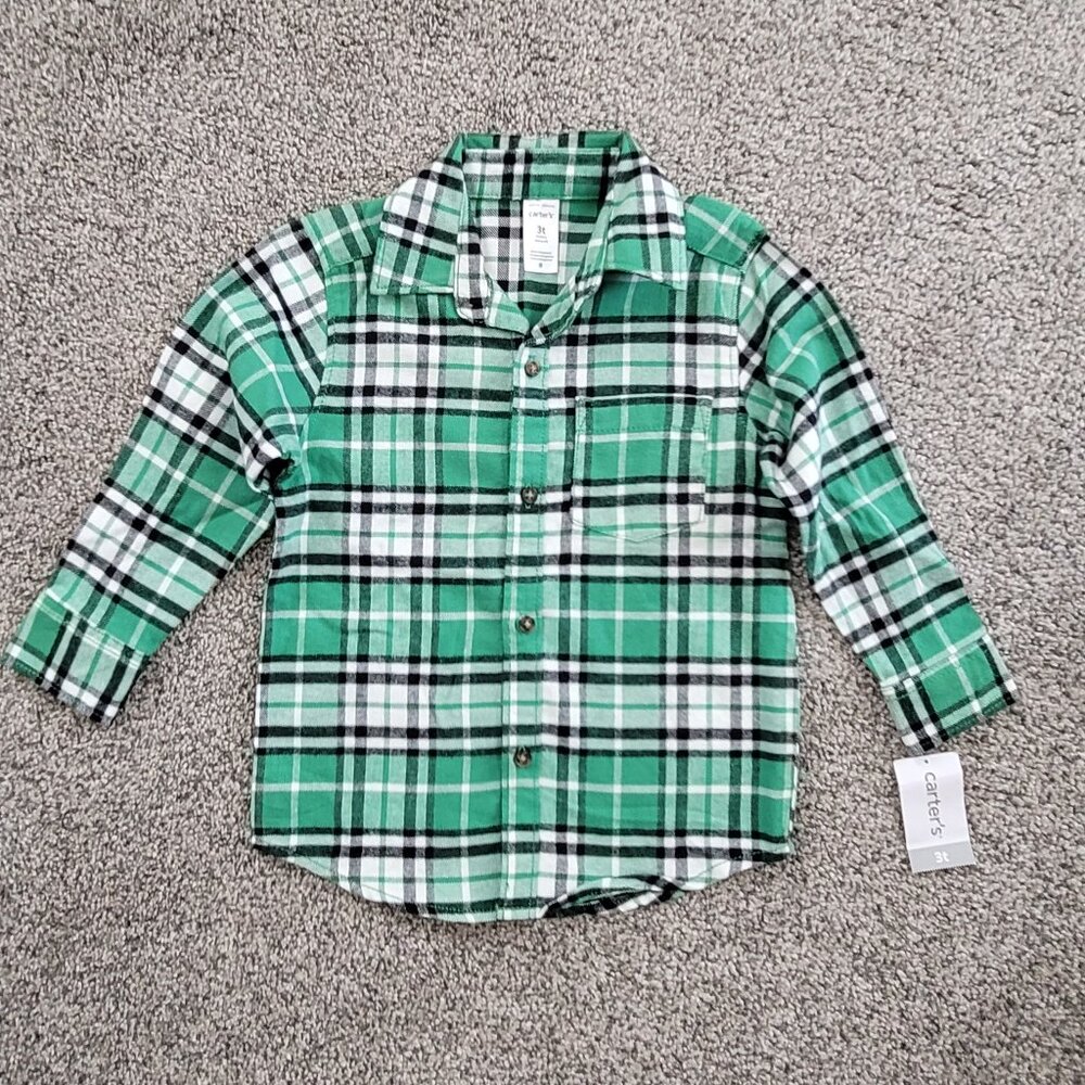 New with tag Carters Toddlers Flannel Shirt , 3T